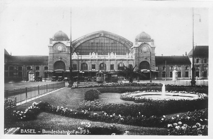 Centralbahnplatz um 1925