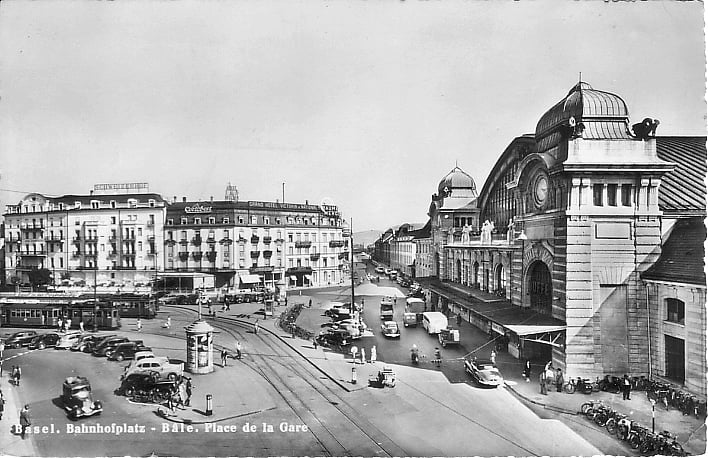 Centralbahnplatz um 1948