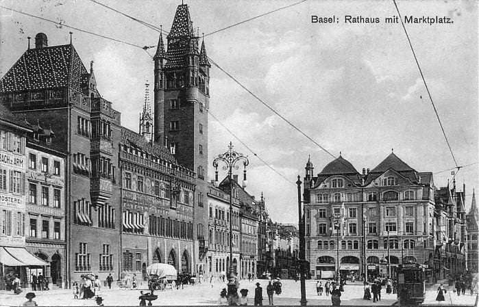 Marktplatz um 1905
