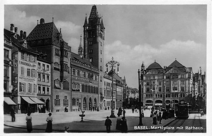 Marktplatz um 1910