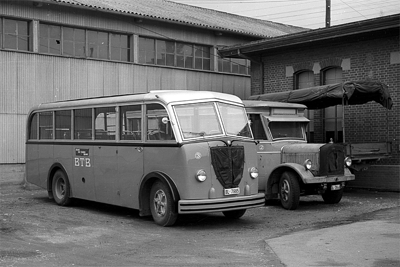 Alfa Romeo 430A Nr. 3 und Saurer 2 BP BOD-P Nr. 2